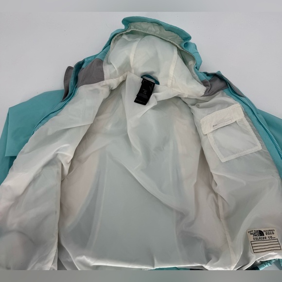 The North Face Girls Double Zip Hyvent Hooded Jacket - Picture 16 of 16